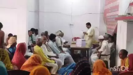 झंझारपुर: झंझारपुर में बिहार राज्य खेत मजदूर यूनियन के स्टेट कन्वेंशन की तैयारी को लेकर सीपीआई व खेमयू की बैठक हुई