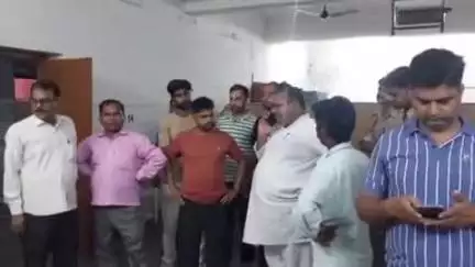 पीलीभीत: पूरनपुर थाना क्षेत्र में खीर खाने से एक ही परिवार के 10 लोगों की हालत बिगड़ी, घायलों को अस्पताल में भर्ती कराया गया