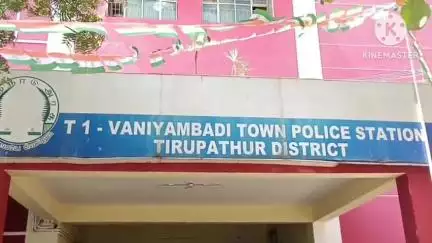 வாணியம்பாடி: ரயில் நிலையம் அருகே காட்டன் சூதாட்டத்தில் ஈடுபட்ட 8 பேர் கைது, 57 ஆயிரம் ரூபாய் பணம் பறிமுதல்