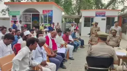 नौतनवा: परसामलिक थाने में मुहर्रम पर्व को शांति पूर्वक मनाने के लिए हुई बैठक