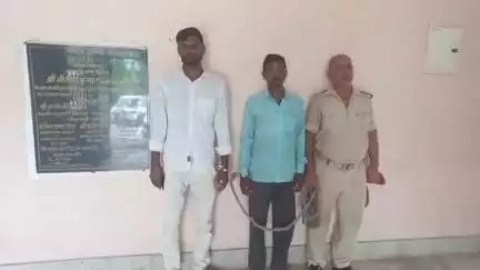 लखीसराय: बड़ी दरगाह लखीसराय के पास उत्पाद पुलिस ने दो लोगों को नशे की हालत में गिरफ्तार किया