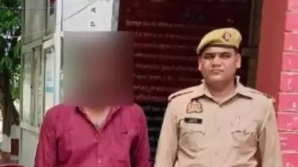 सोरांव: गैंगस्टर एक्ट से संबंधित ₹15,000 का इनामिया वांछित अभियुक्त बहरिया से किया गया गिरफ्तार