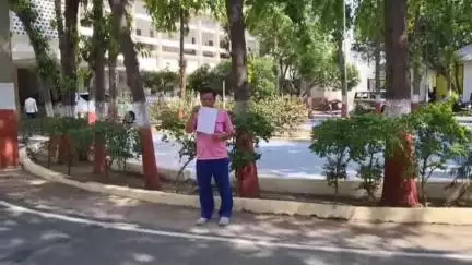 जहानाबाद: 2 जून से लापता पुत्र का अब तक नहीं मिला सुराग, पीड़ित पिता ने ज़िला पदाधिकारी से लगाई गुहार