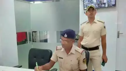 चेवाड़ा: पुलिस अधीक्षक के निर्देश पर चेवाड़ा व प्रखंड क्षेत्र में पुलिस ने विभिन्न थाना क्षेत्रों के बैंकों का किया निरीक्षण