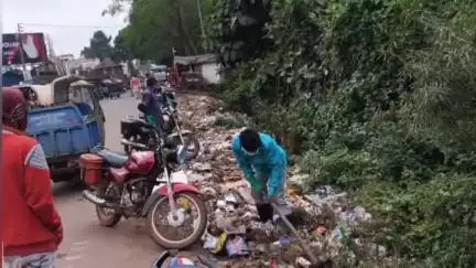 শালবনি: শালবনি ব্লকজুড়ে শুরু হল সাফাই অভিযান