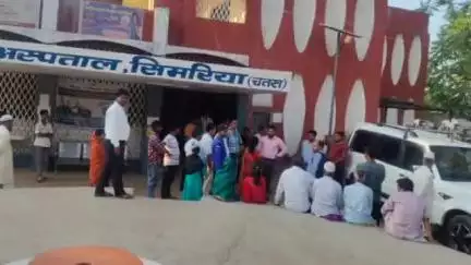 सिमरिया: एसडीओ ने रेफरल अस्पताल का निरीक्षण किया, गंदगी देखकर हुए नाराज़
