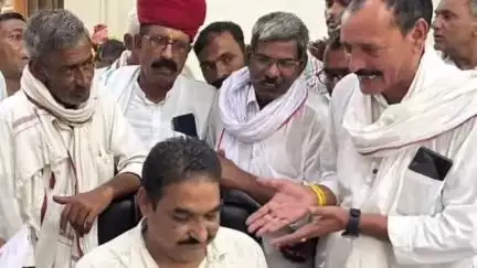 सिकराय: किसानों ने यूआईटी योजना का विरोध किया, बांदीकुई समेत चार क्षेत्रों के ग्रामीणों ने एसडीएम को सौंपा ज्ञापन