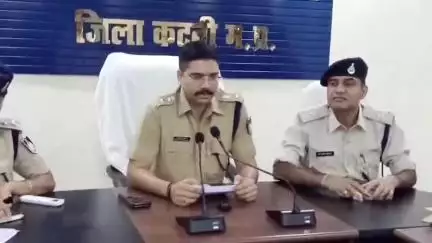 कटनी नगर: रिटायर्ड रेलवे कर्मचारी के गुम हुए मोबाइल से पैसे ट्रांसफ़र करने का मामला, बाकल पुलिस ने 2 आरोपियों को किया गिरफ़्तार
