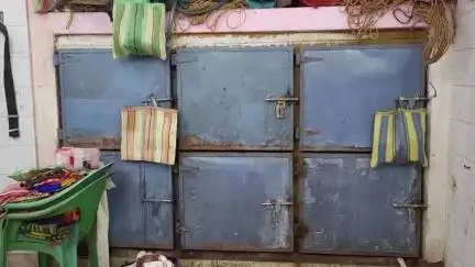 সিউড়ি ১: সিউড়ি সদর হাসপাতালে মর্গে ৬টি AC বক্সে ২৩টি মৃতদেহ, সমস্যায় পড়ছে মর্গের কর্মী সহ মৃতের পরিবাররা 
#jansamasya