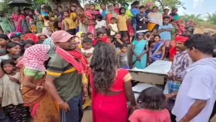 गोमिया: तमिलनाडु में हरलाडीह के प्रवासी मजदूर की मौत, शव पहुंचते ही गांव में छाया मातम