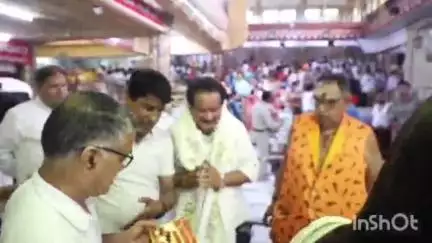 उज्जैन शहर: केंद्रीय राज्य मंत्री एसपी सिंह ने विश्व प्रसिद्ध बाबा महाकाल मंदिर में किए दर्शन