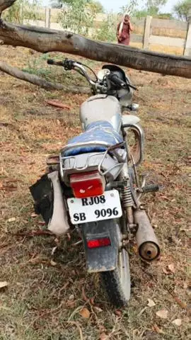 केशोरायपाटन: केशोरायपाटन की खेराड़ी फाटक के पास ट्रेन के आगे कूदकर अधेड़ ने आत्महत्या की, पोस्टमार्टम के बाद परिजनों को सौंपा गया शव