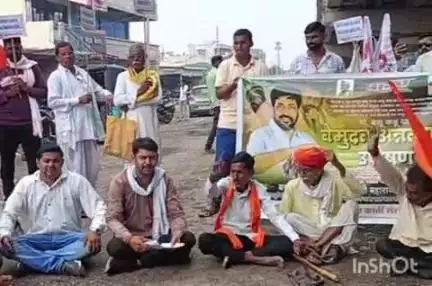 कोरपना: कोरपणा बस स्थानक चौकात प्रहार संघटनेचे आंदोलन