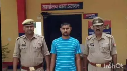 कुलपहाड़: थाना अजनर की पुलिस टीम ने मवइया से अवैध शस्त्र के साथ 1 अभियुक्त को किया गिरफ्तार