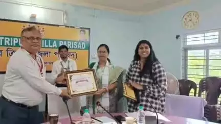 ধর্মনগর: সেন্ট্রালরোড স্থিত UTZP অফিসের কনফারেন্স হলে আয়োজিত বৈঠকে উপস্থিত উত্তর ত্রিপুরার জেলাশাসক