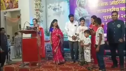 आर्णी: शहरातील परिवर्तन बहुउद्देशीय संस्थेस पुण्यश्लोक अहिल्यादेवी होळकर राज्यस्तरीय कार्यगौरव पुरस्कार