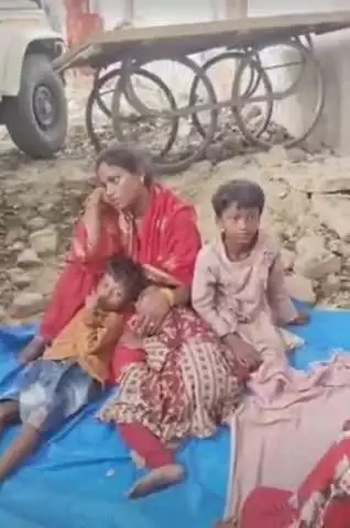 नवाबगंज: अवध-आसाम एक्सप्रेस से गिरने से बिहार निवासी की मौत, हादसा जहांगीराबाद और बाराबंकी स्टेशन के बीच हुआ