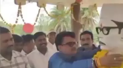 अलीराजपुर: जिले के ग्राम रिंगोल में स्वतंत्रता सेनानी दादा परथीभाई भूरिया का जन्मदिन ‘युवा प्रेरणा दिवस’ के रूप में मनाया गया