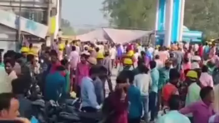 ओबरा: NTPC रिहंद से जुड़े एरिया में अंधाधुंध बिजली कटौती से भड़का गुस्सा, रहवासियों ने घंटों लगाया जाम