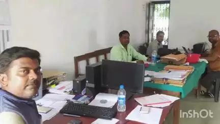 फारबिसगंज: फारबिसगंज वार्ड 15 के पार्षद पद के उपचुनाव में दो अभ्यर्थियों को आवंटित किए गए प्रतीक चिन्ह