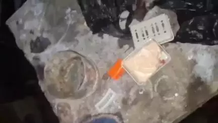 বঙাইগাঁও ভাগ: গেং কোৱাৰ্টাৰত ৰাইজে ড্ৰাগছ সহ আটক কৰি গোটাই দিয়ে আৰক্ষীক