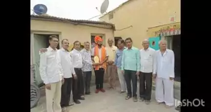देऊळगाव राजा: महाराष्ट्र कोष्टी समाज सेवामंडळ मुंबईच्या युवा राज्यअध्यक्षपदी राजेश सपाटे यांची नियुक्ति चौंडेश्वरी मंदीर येथे सत्कार