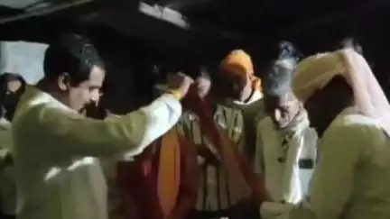 खुजनेर: राजगढ़ के रोजड़ गांव में बाबा रामदेव मंदिर पर भजन संध्या का आयोजन किया गया
