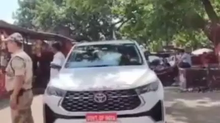 बाघमारा/कतरास: बीसीसीएल के नए CMD मनोज अग्रवाल ने कतरास के लिलौरी मंदिर में की पूजा, सुख-समृद्धि की कामना