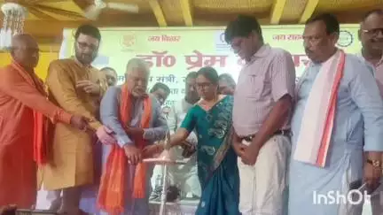 जमुई: शिल्पा विवाह भवन में सहकारिता विभाग द्वारा आयोजित कार्यशाला सह प्रशिक्षण कार्यक्रम का उद्घाटन मंत्री ने किया