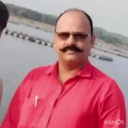 जयनगर: ऐक्टू जिला सचिव विजय पासवान ने कहा, डीवीसी के गेट पर चल रहा धरना सिर्फ ठीकेदारी की लॉयर है