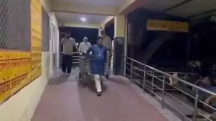 इटावा: कोतवाली इलाके के राजगंज चौराहे पर नाली में पड़ा मिला अधेड़ व्यक्ति का शव, पुलिस ने शव कब्जे में लेकर शुरू की जांच