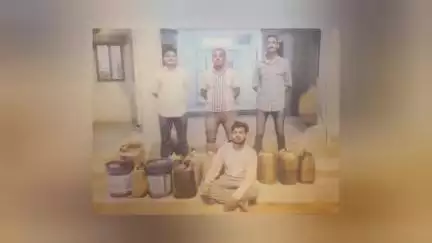 ભચાઉ: ચોરી અથવા છળકપટથી મેળવેલ ડીઝલ અને કેમિકલના જથ્થા સાથે એક આરોપીને પોલીસે શિવશક્તિ સર્વિસ સ્ટેશનથી ઝડપી પાડ્યો