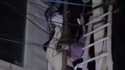 हिसार: 12 क्वाटर एरिया में बिजली के पोल पर काम करते समय बिजली कर्मचारी घायल, अस्पताल में भर्ती