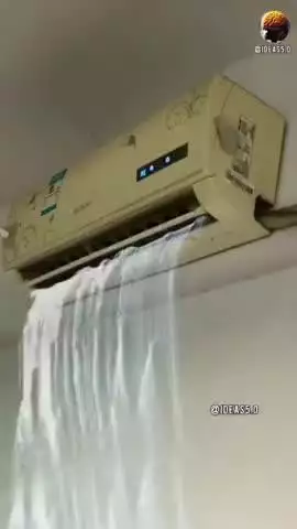 एक पेड़ जरुरी लगाना होगा भारत देश के व्यक्ति को 
वरना आने वाला तापमान आग बरसाने वाला हो जाएगा