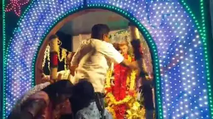 புதுக்கோட்டை: புனித அந்தோனியார் திருத்தலத்தின் 47 ஆம் ஆண்டு தேர் திருவிழா அன்னசத்திரத்தில் உள்ள ஆலயத்தில் விடிய விடிய நடைபெற்றது