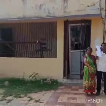 પેટલાદ: સિમરડા ગામે તલાટી દ્વારા ઇન્દિરા ગાંધી વૃદ્ધ પેન્શન યોજનાના ફોર્મમાં સહી ન કરાતા તાલુકામાં રજૂઆત કરાઈ