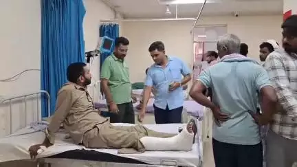 चूरू: बिसाऊ के पास हरियाणा रोडवेज और ट्रॉले की भिड़ंत में 5 लोग घायल, जिला अस्पताल में चल रहा इलाज