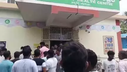 తాళ్ళరేవు ప్రభుత్వ ఆసుపత్రిలో దారుణం, డాక్టర్లు అందుబాటులో లేకపోవడంతో పురిటిలోనే పసిబిడ్డ మృతి
