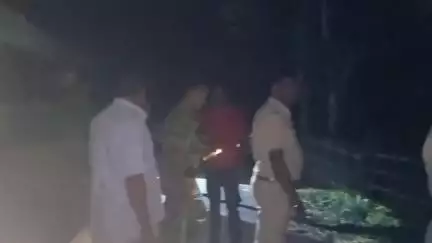 শীতলকুচি: পশ্চিম গোলেনাওহাটি এলাকা থেকে 195 বোতল নিষিদ্ধ কাফ সিরাপ উদ্ধার করল পুলিশ