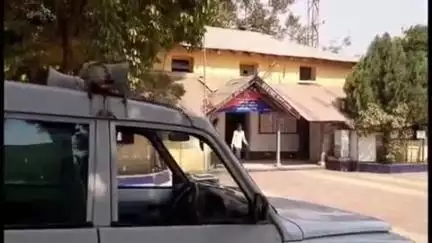 दारव्हा: शेंगदाणा खरेदीच्या बहाण्याने परभणीच्या   व्यापाऱ्याची शहरातील तिघांनी केली 1.86 लाखांची फसवणूक, गुन्हा दाखल