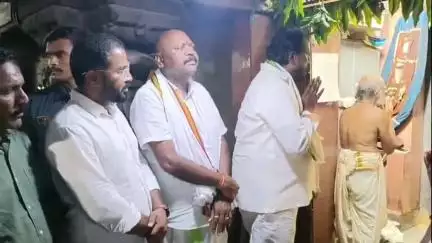 ధర్మపురి: ధర్మపురి క్షేత్రంలో నరసింహుడిని దర్శించుకున్న మంత్రి అడ్లూరి లక్ష్మణ్ కుమార్