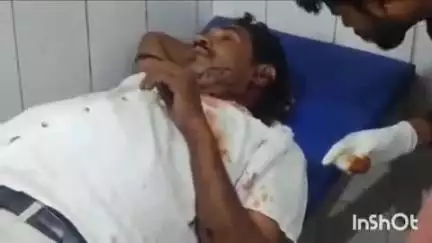 बिंदकी: जोनिहा कस्बे के चौराहे पर बोलेरो गाड़ी की टक्कर से ई-रिक्शा सवार 4 लोग हुए घायल, 2 लोगों को गंभीर हालत में किया गया रेफर