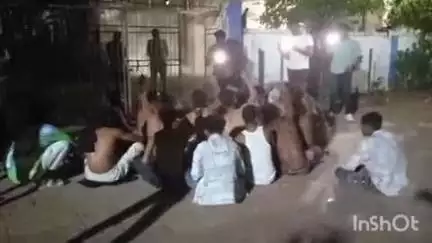 धमतरी: धमतरी के मकई गार्डन के पास एनएसयूआई के जिला उपाध्यक्ष ने पुलिस पर लगाया थप्पड़ मारने का आरोप