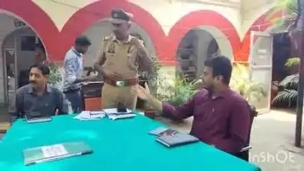 लखीमपुर: सदर कोतवाली में एसडीएम सदर की अध्यक्षता में फरियादियों की सुनी गई समस्या, अधीनस्थों को दिए गए जरूरी दिशा-निर्देश