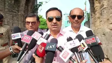 જામનગર શહેર: નગરના બચુ નગરમાં મેગા ડિમોલેશન હાથ ધરવામાં આવ્યું, અંદાજે ૮૫૦ જેટલાં ગેરકાયદેસર બાંધકામ તોડી પાડવામાં આવશે