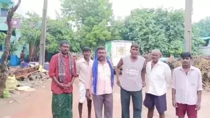 ఎమ్మిగనూరు: ఎమ్మిగనూరు:ఆర్సీఎం చర్చి నుండి పెద్దకమేల  వరకు రోడ్డు నిర్మాణాన్ని వెంటనే చేపట్టాలి అని KVPS డిమాండ్ #localissue