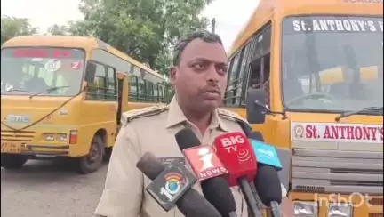 ములుగు: ప్రవేట్ పాఠశాలల వాహనాలు ఫిట్నెస్ లో ఉంచుకోవాలి : ఆర్టీవో శ్రీనివాస్