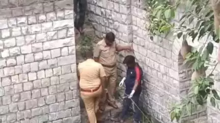 पंढरपूर: इसबावी परिसरातील विहिरीमध्ये कुजलेल्या अवस्थेमध्ये आढळला अज्ञात महिलेचा मृतदेह
