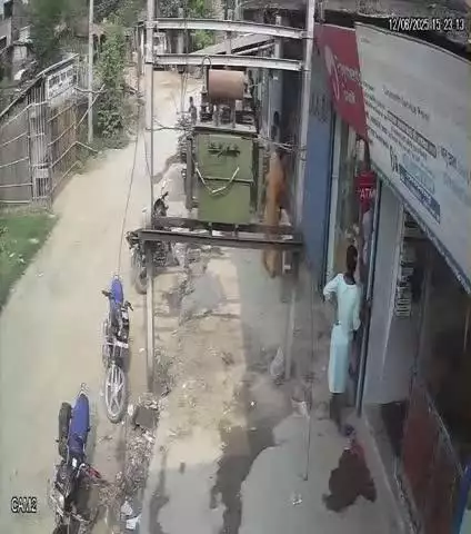 रिश्वत का पैसा ना देने पर हसनपुर समस्तीपुर दुधपुरा मंगलगढ़ की जय सिंटू कुमार झा की दावानगिरी देखिये उपभोक्ता को किस