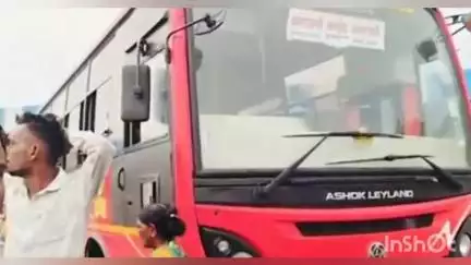 दर्यापूर: बसस्थानकात भरधाव बसच्या धडकेत महिला व तिचा मुलगा गंभीर जखमी